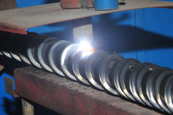 Paano mo gagawin ang iyong bimetallic screw coating?